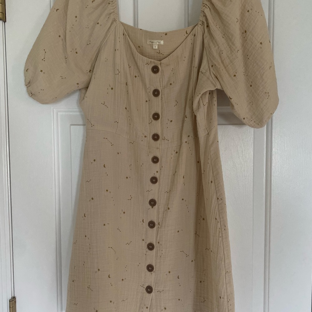 Rylee + Cru Starry Beige Top